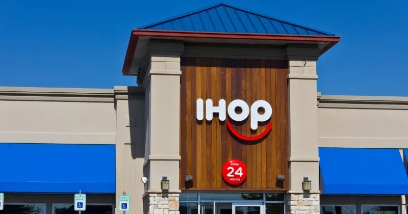 IHOP Four Restaurant $25 E-Gift Cards ($100 Value)