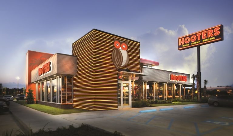 Hooters Promotions Get 10 Bonus W 50 Gift Card Purchase Etc