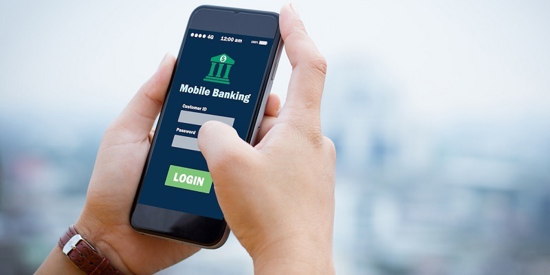 Pros and Cons of Switching to a Mobile-Only Bank